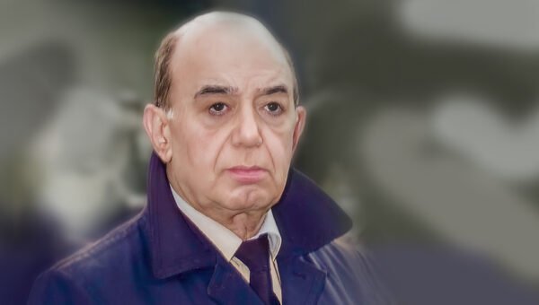دکتر منوچهر هزارخانی